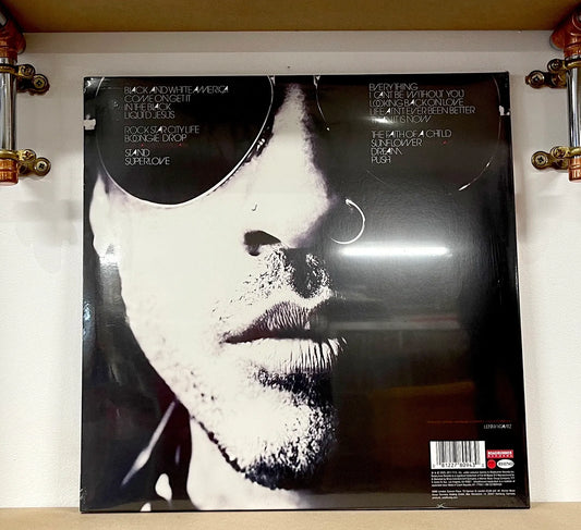 Lenny Kravitz – Black And White America