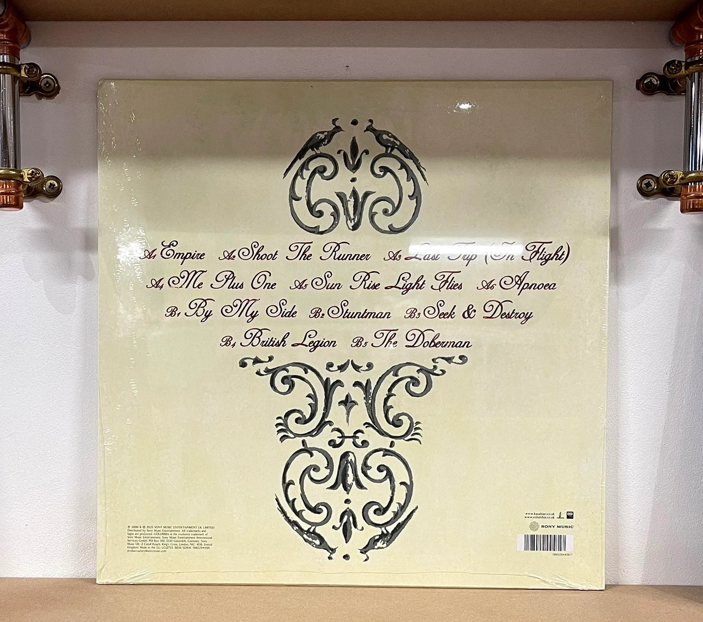 Kasabian – Empire