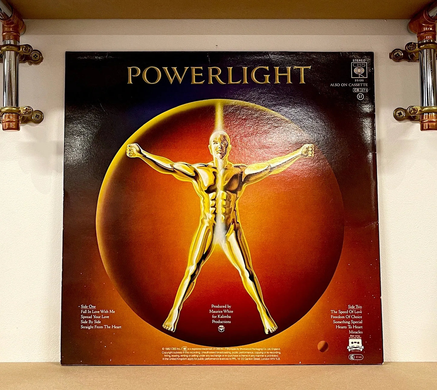 Earth, Wind & Fire – Powerlight