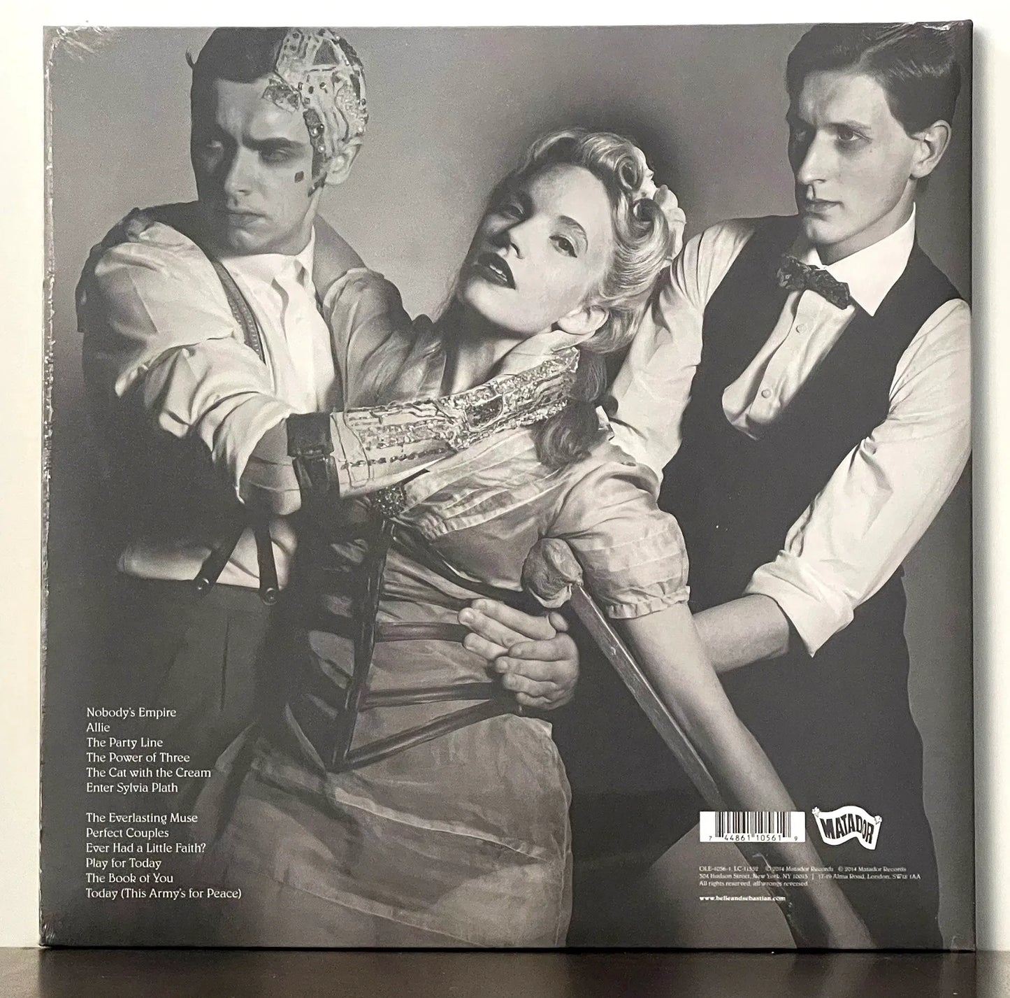 Belle And Sebastian – Girls In Peacetime Want To Dance