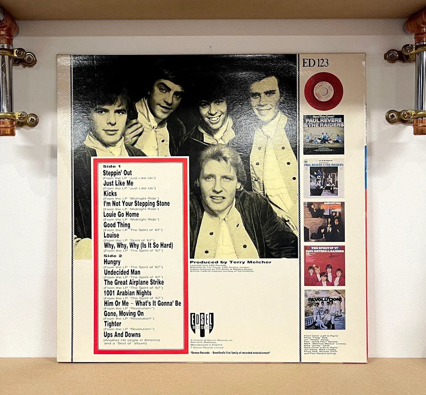 Paul Revere & The Raiders – Kicks
