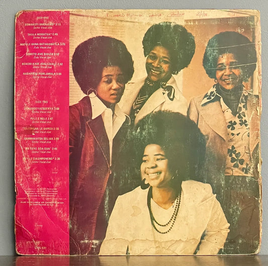 Izintombi Zesi Manje Manje – Bomakoti Bakajeno