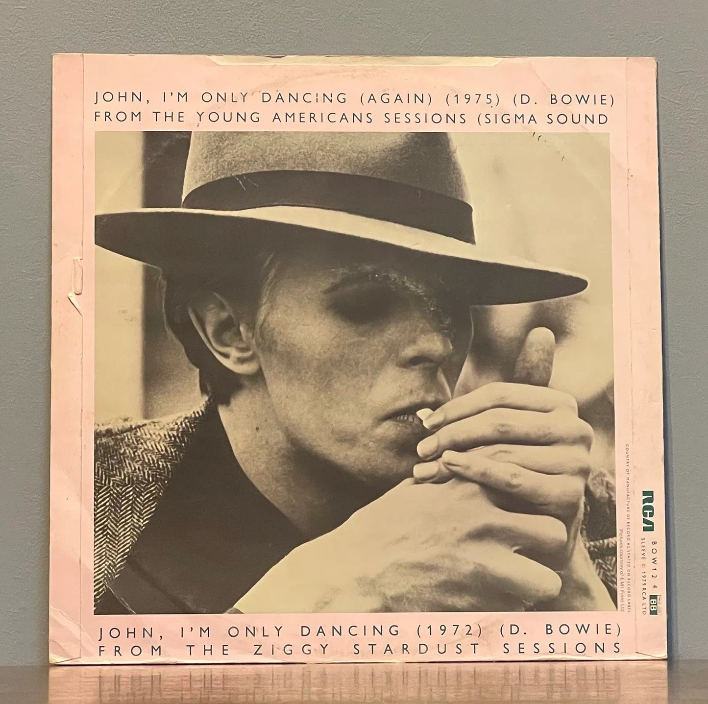 David Bowie – John, I'm Only Dancing (Again) (1975) / John, I'm Only Dancing (1972)