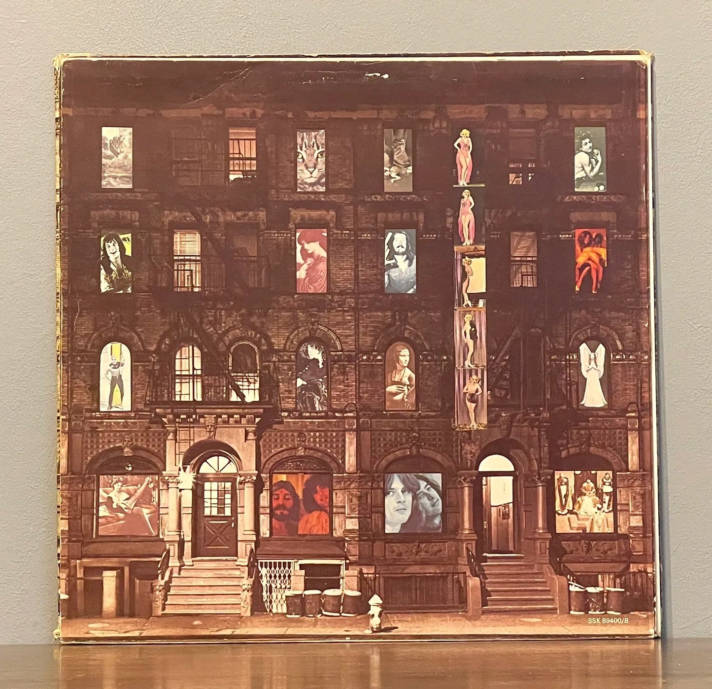 Led Zeppelin – Physical Graffiti