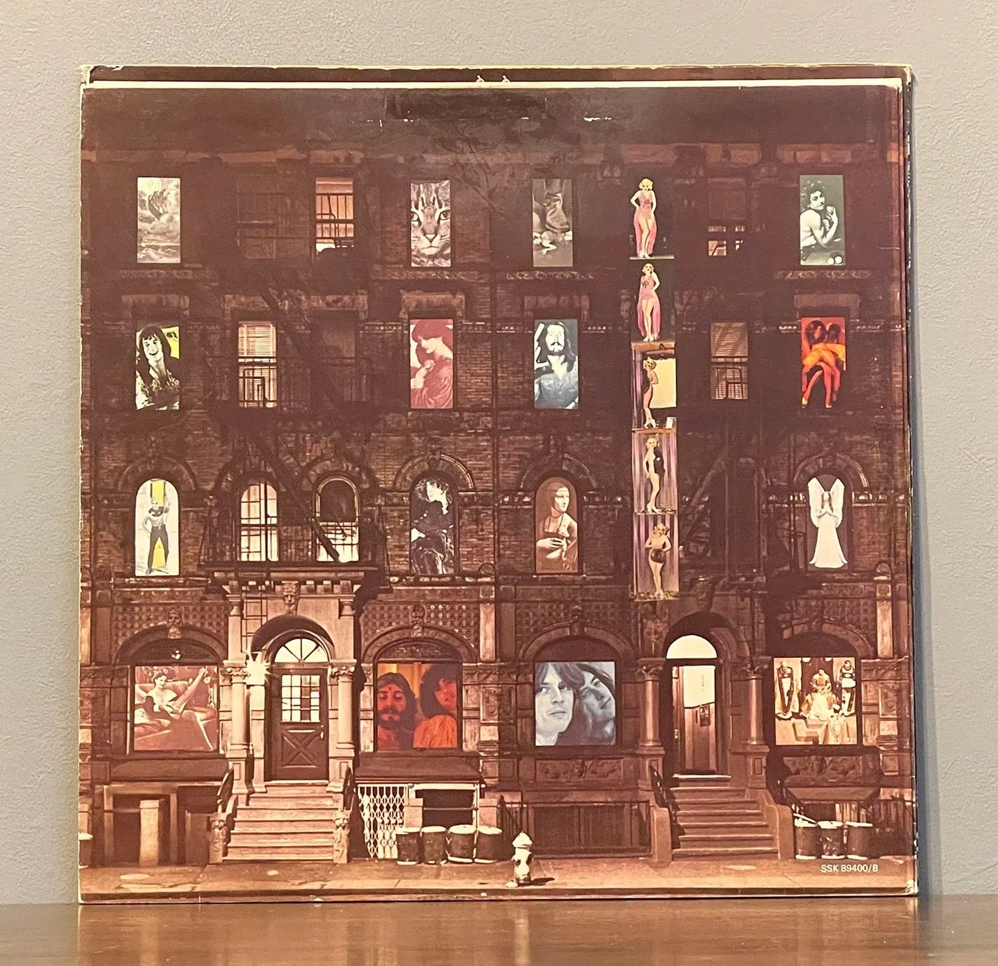 Led Zeppelin – Physical Graffiti