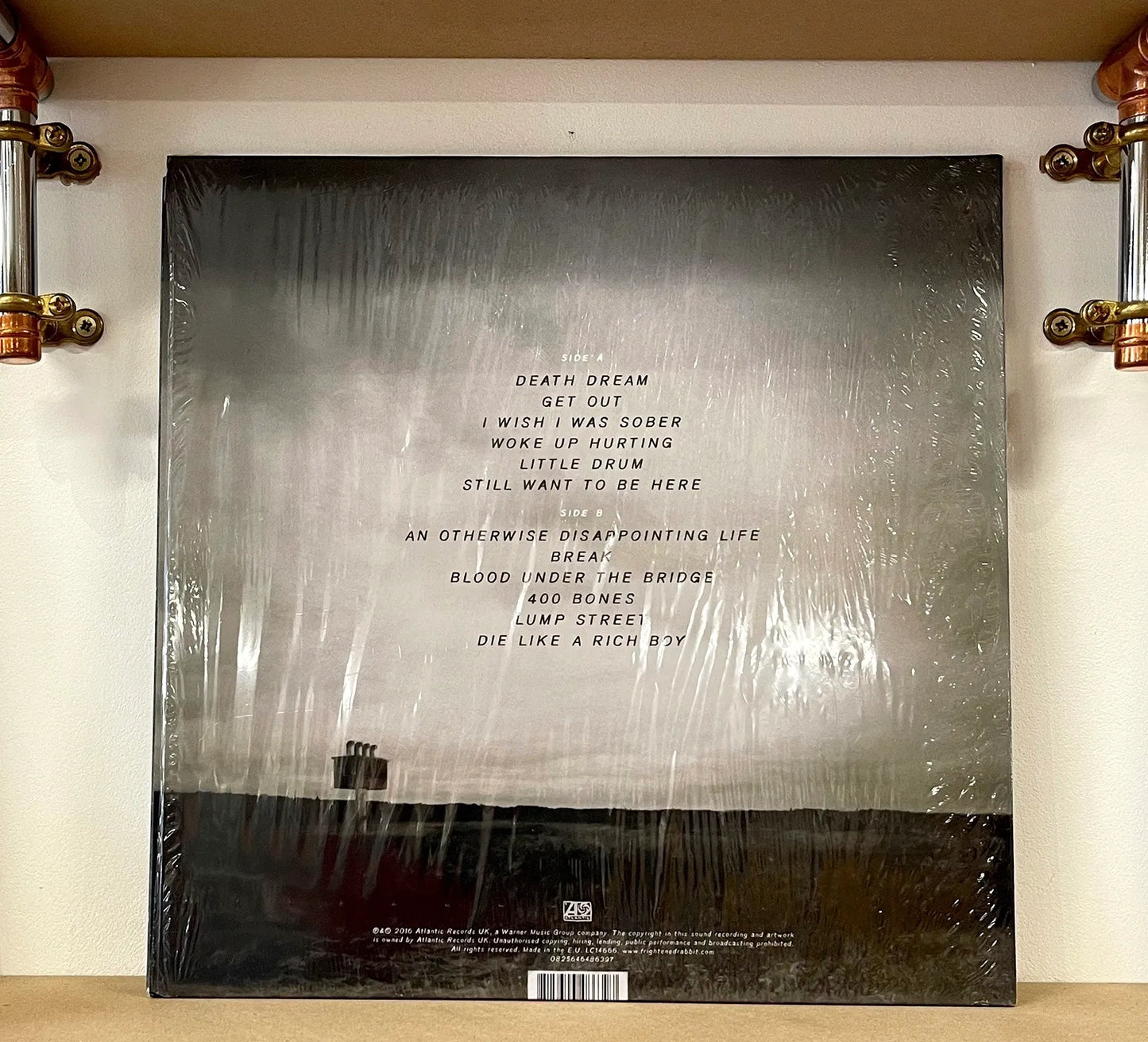 Frightened Rabbit – Painting Of A Panic Attack