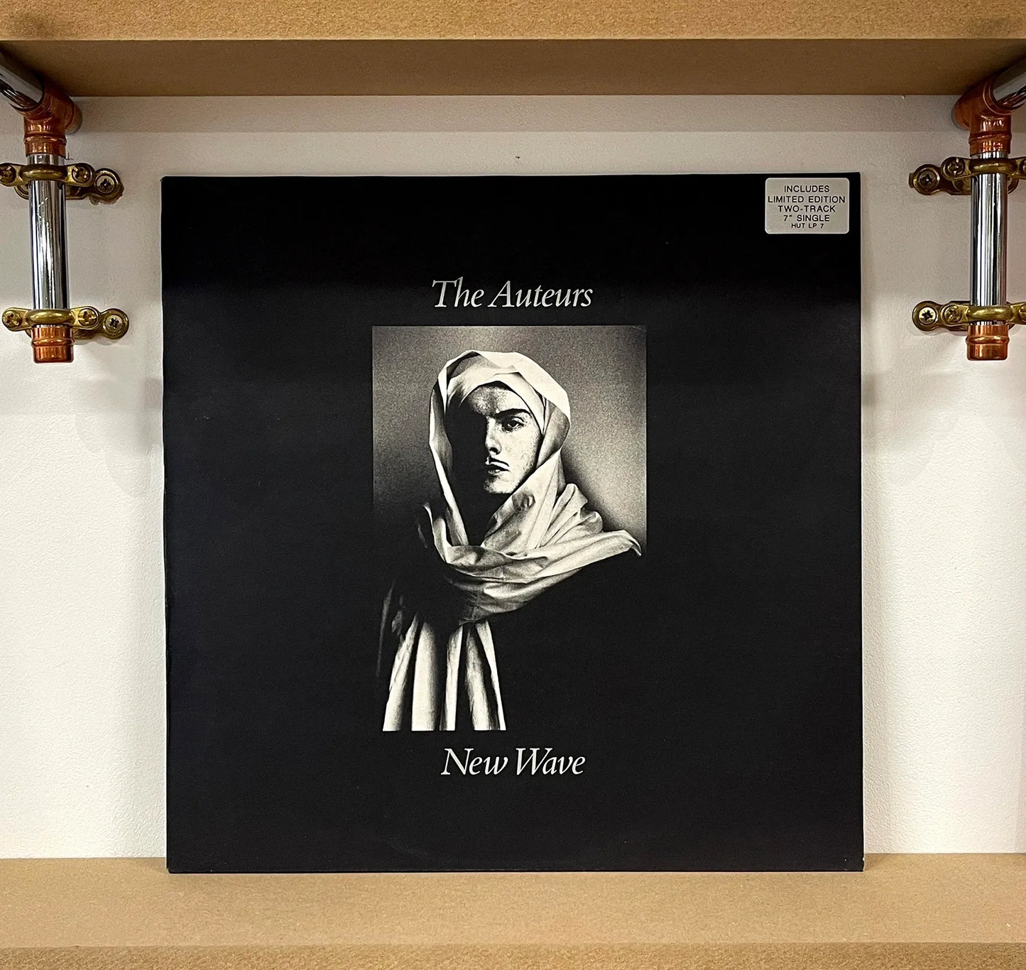 The Auteurs – New Wave