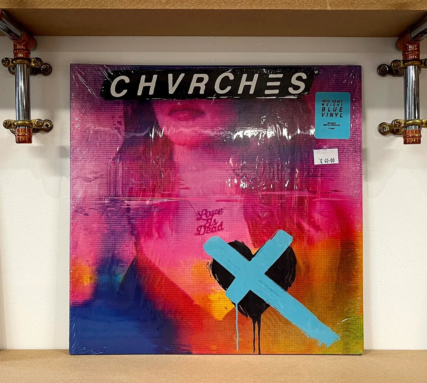 Chvrches – Love Is Dead