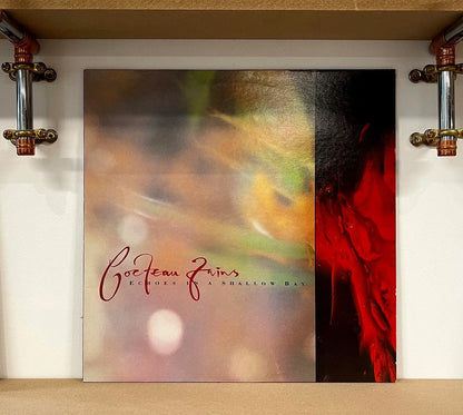 Cocteau Twins – Echoes In A Shallow Bay