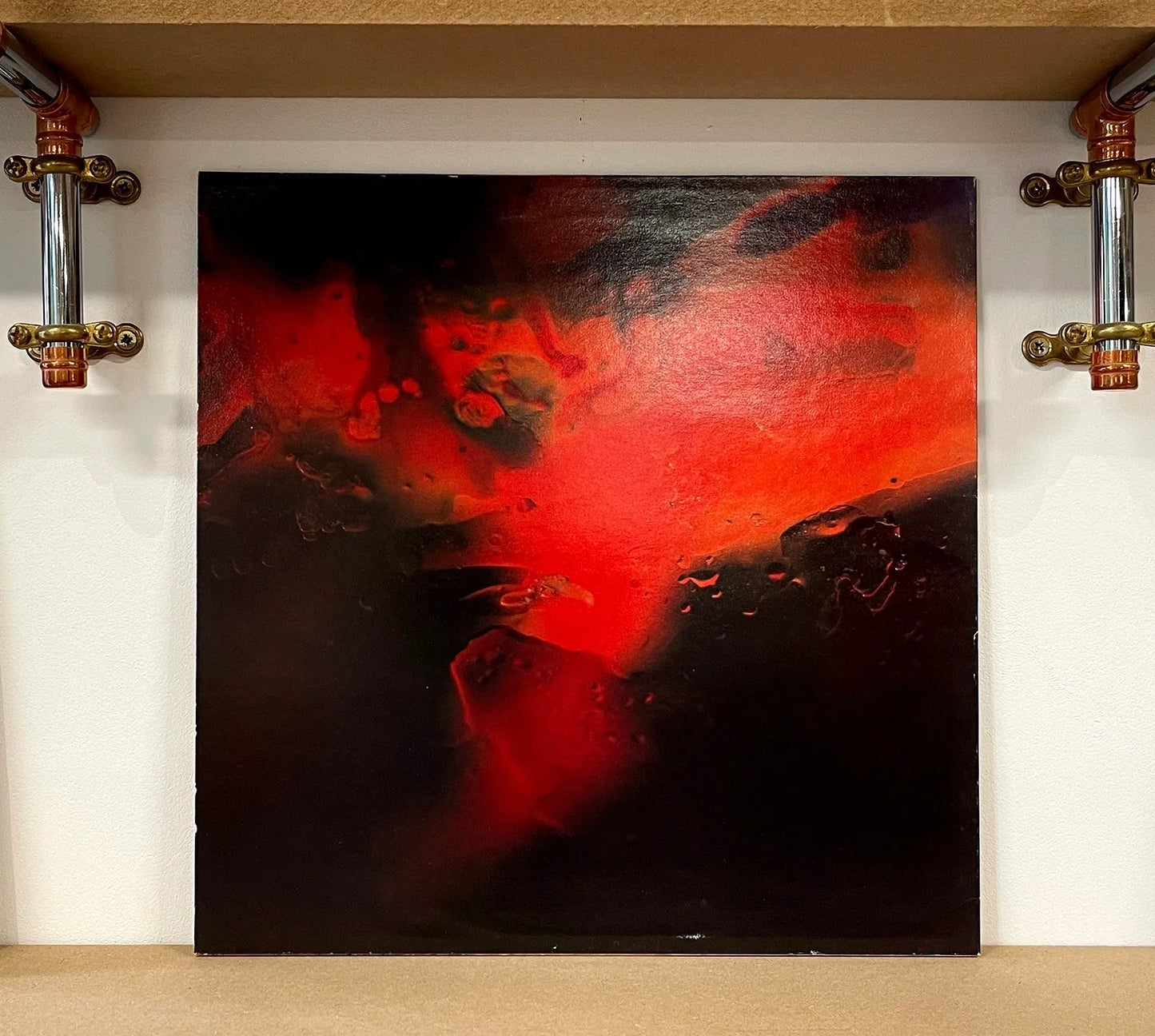Cocteau Twins – Echoes In A Shallow Bay
