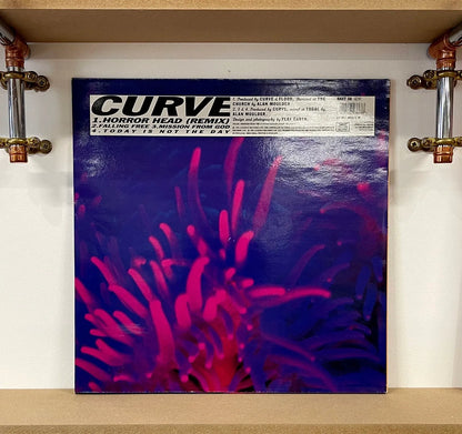 Curve – Horror Head