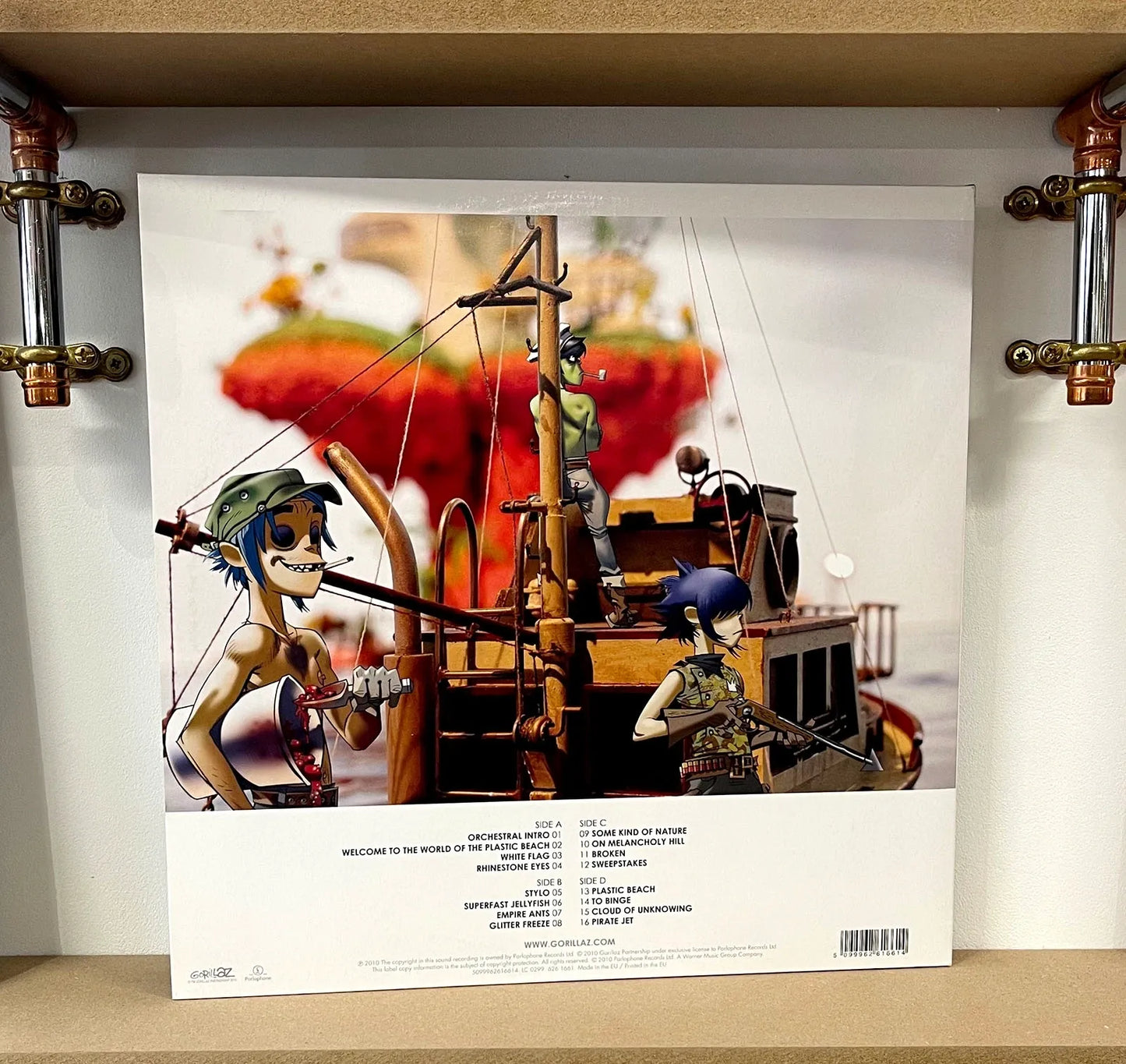 Gorillaz – Plastic Beach