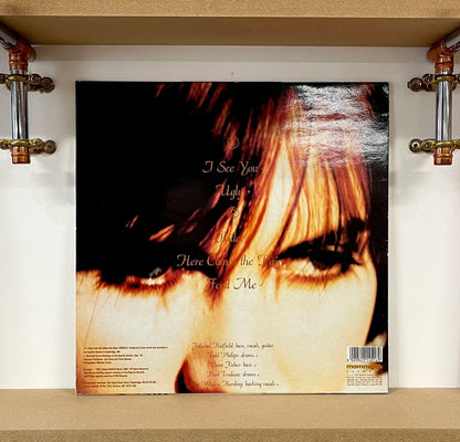 Juliana Hatfield – I See You