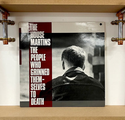The Housemartins – The People Who Grinned Themselves To Death