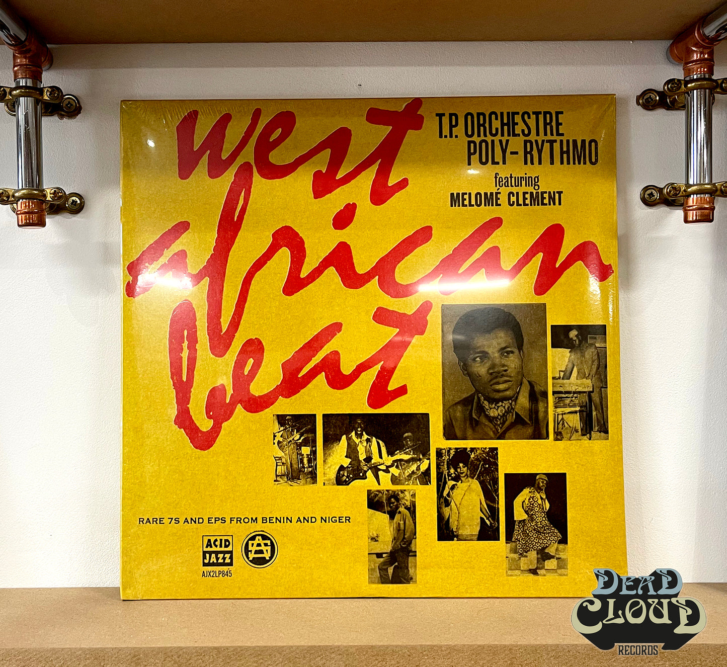 T.P. Orchestre Poly-Rythmo featuring Clément Mêlomê – West African Beat