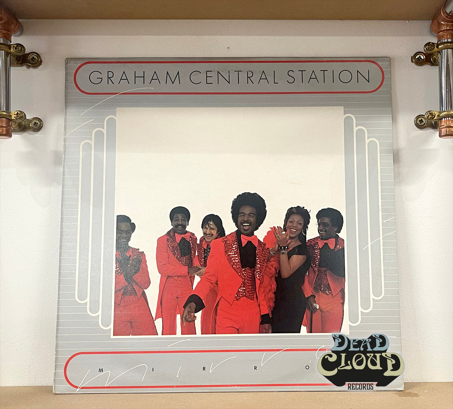 Graham Central Station – Mirror
