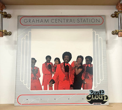 Graham Central Station – Mirror