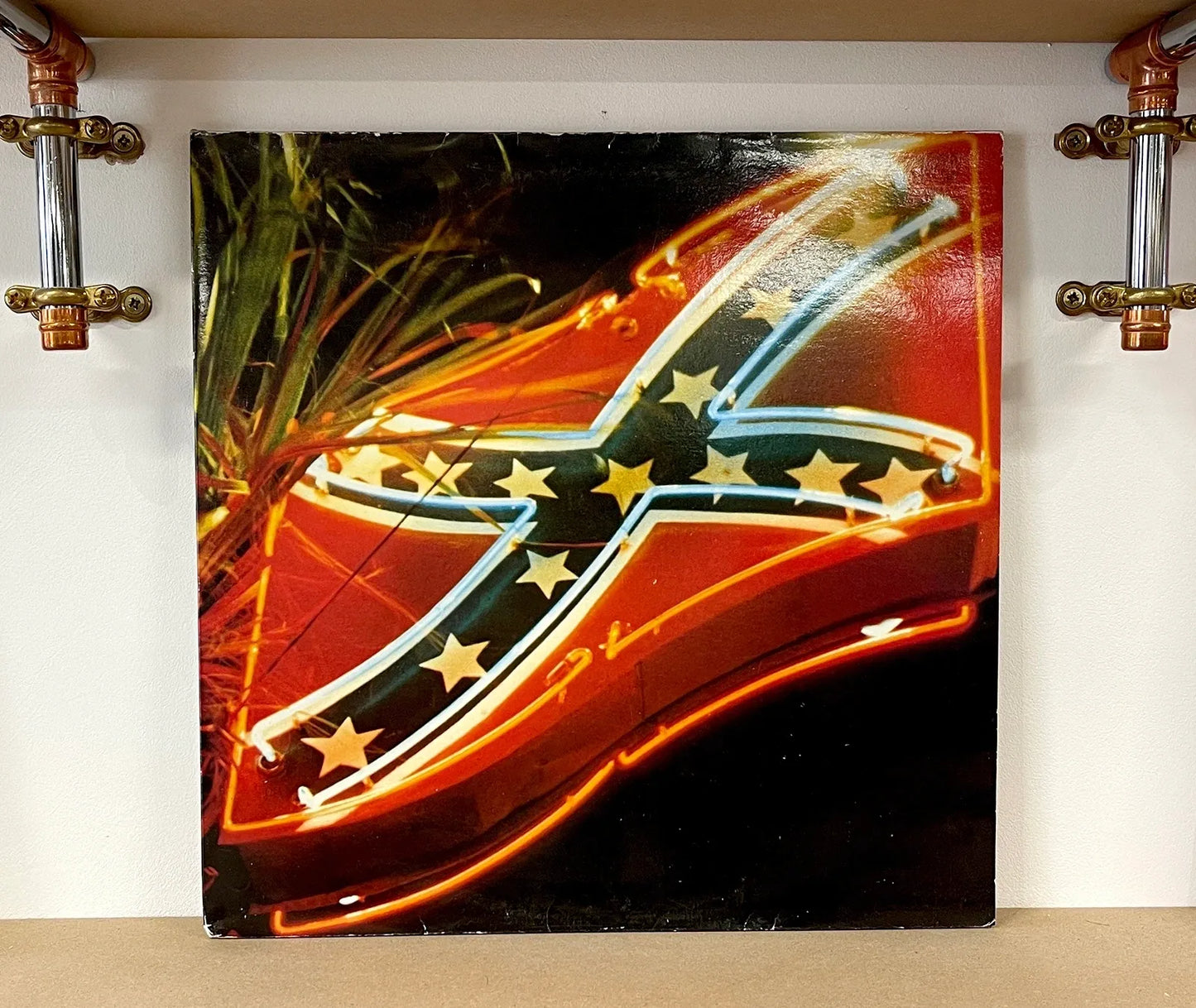Primal Scream – Give Out But Don't Give Up