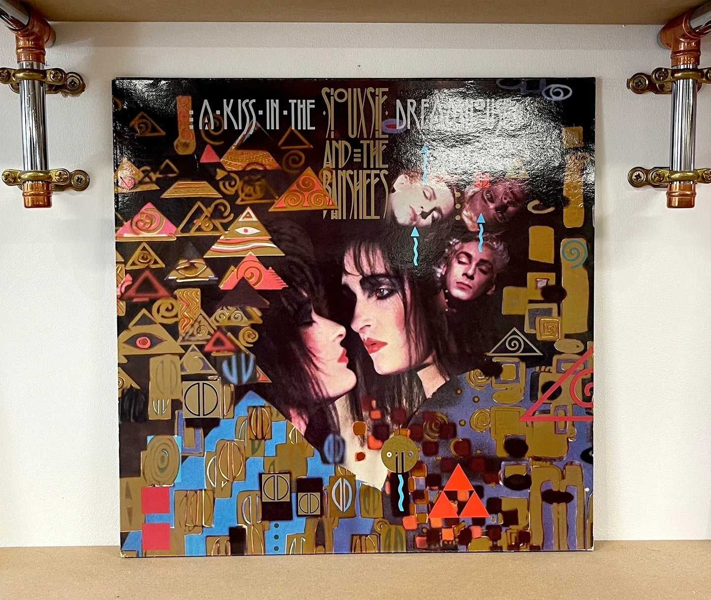 Siouxsie And The Banshees – A Kiss In The Dreamhouse