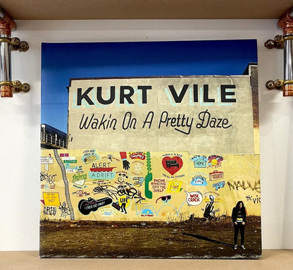 Kurt Vile – Wakin On A Pretty Daze