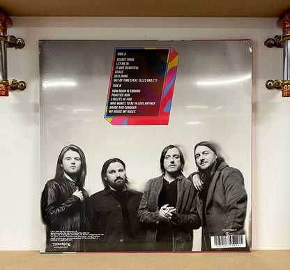Scarlet Rebels – Where The Colours Meet
