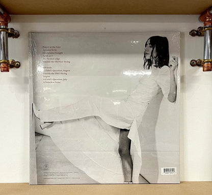 PJ Harvey – I Inside The Old Year Dying