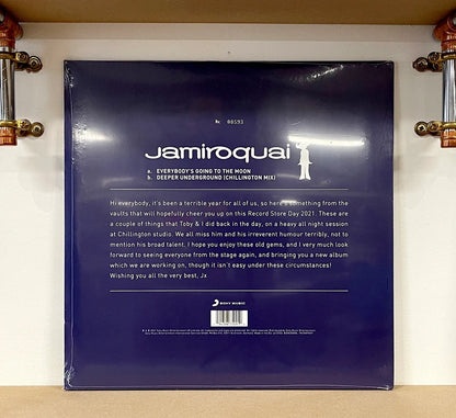 Jamiroquai – Everybody's Going To The Moon