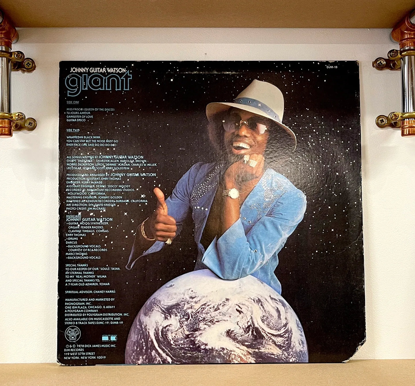 Johnny Guitar Watson – Giant