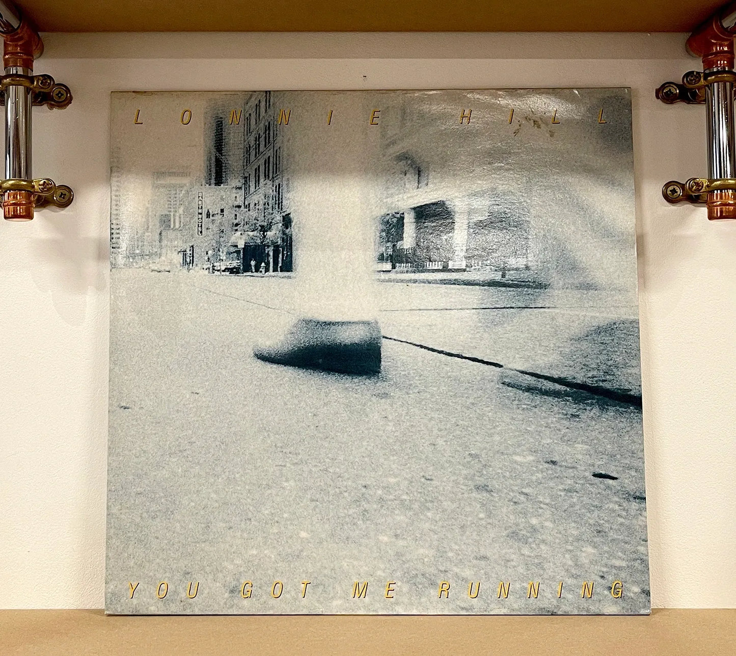 Lonnie Hill – You Got Me Running