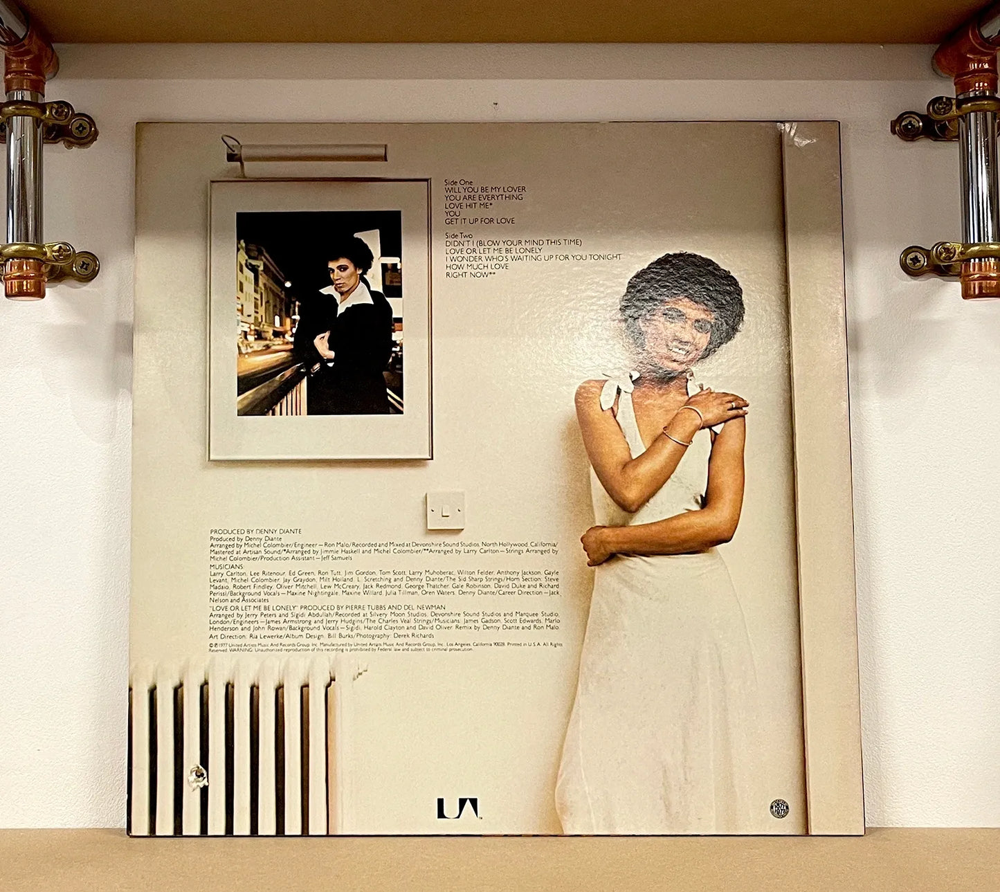 Maxine Nightingale – Night Life