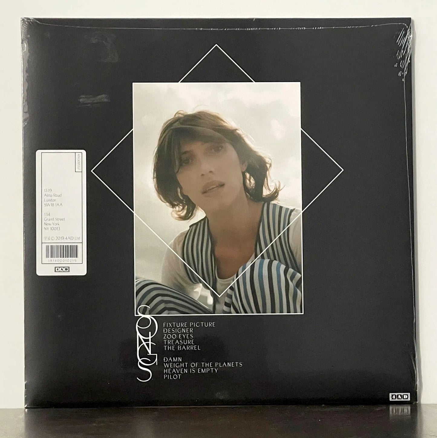 Aldous Harding - Designer