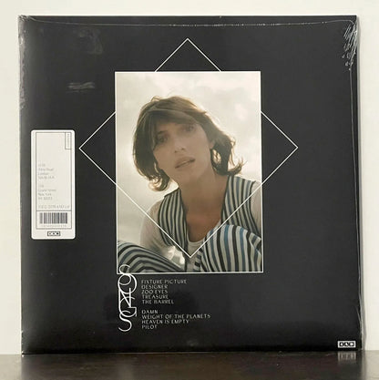 Aldous Harding - Designer