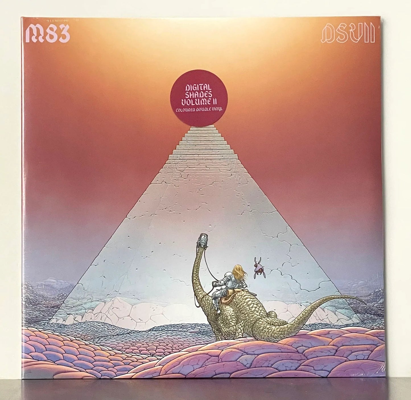 M83 – DSVII
