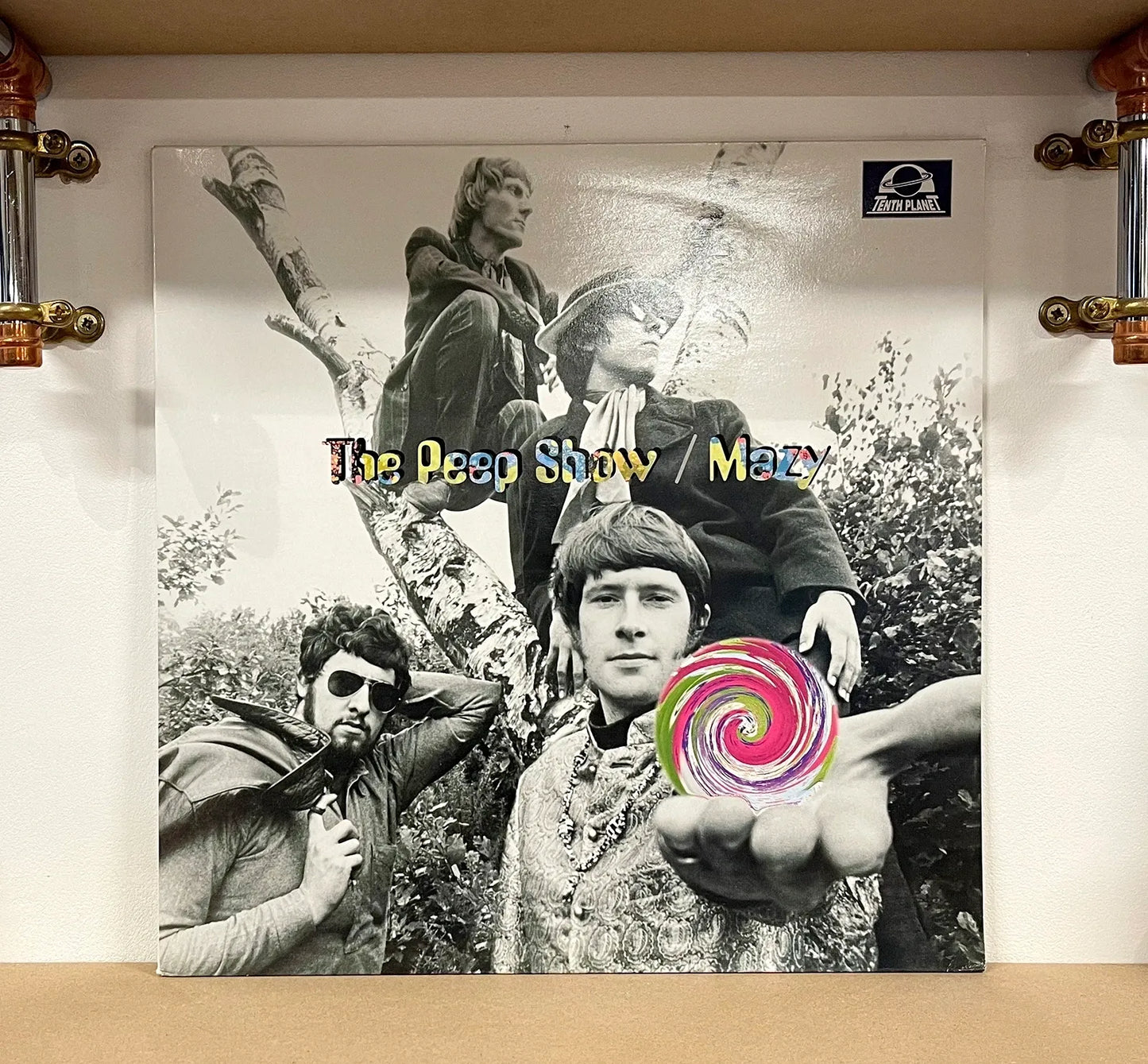 The Peep Show – Mazy