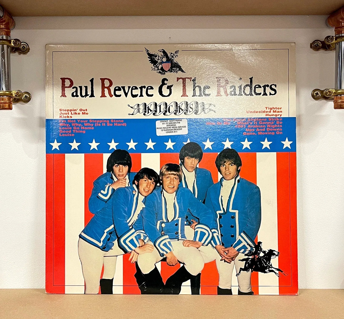 Paul Revere & The Raiders – Kicks