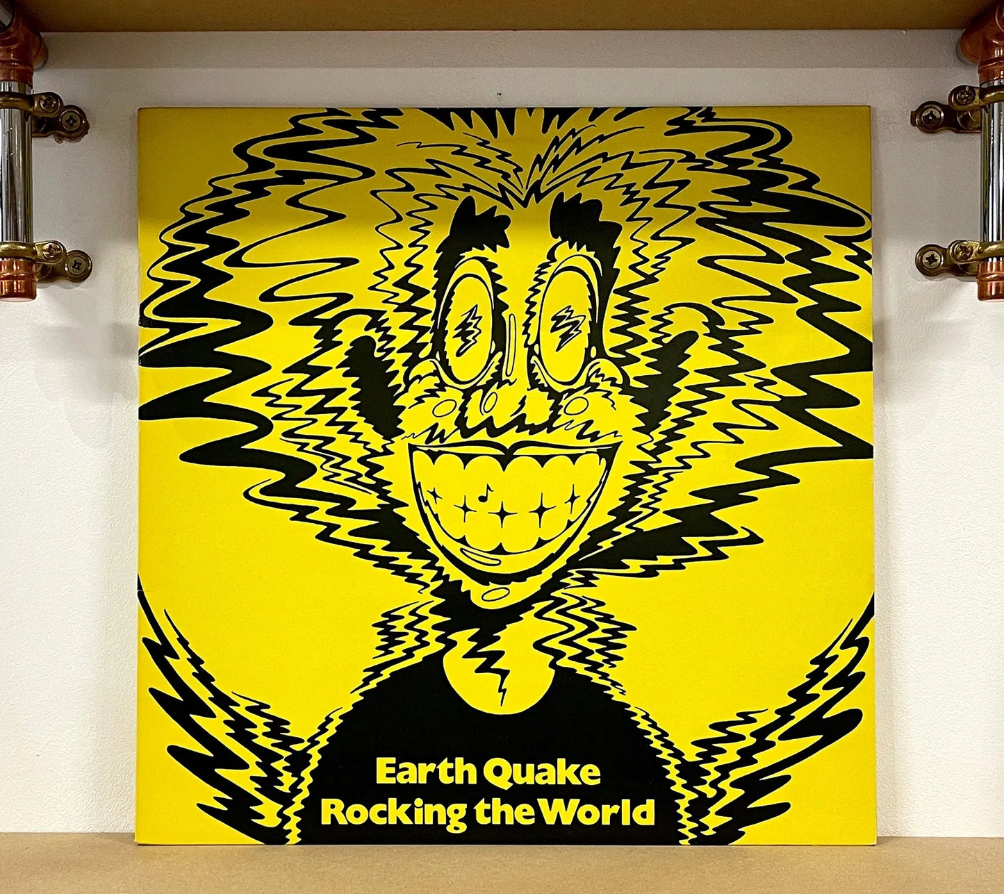 Earth Quake – Rocking The World