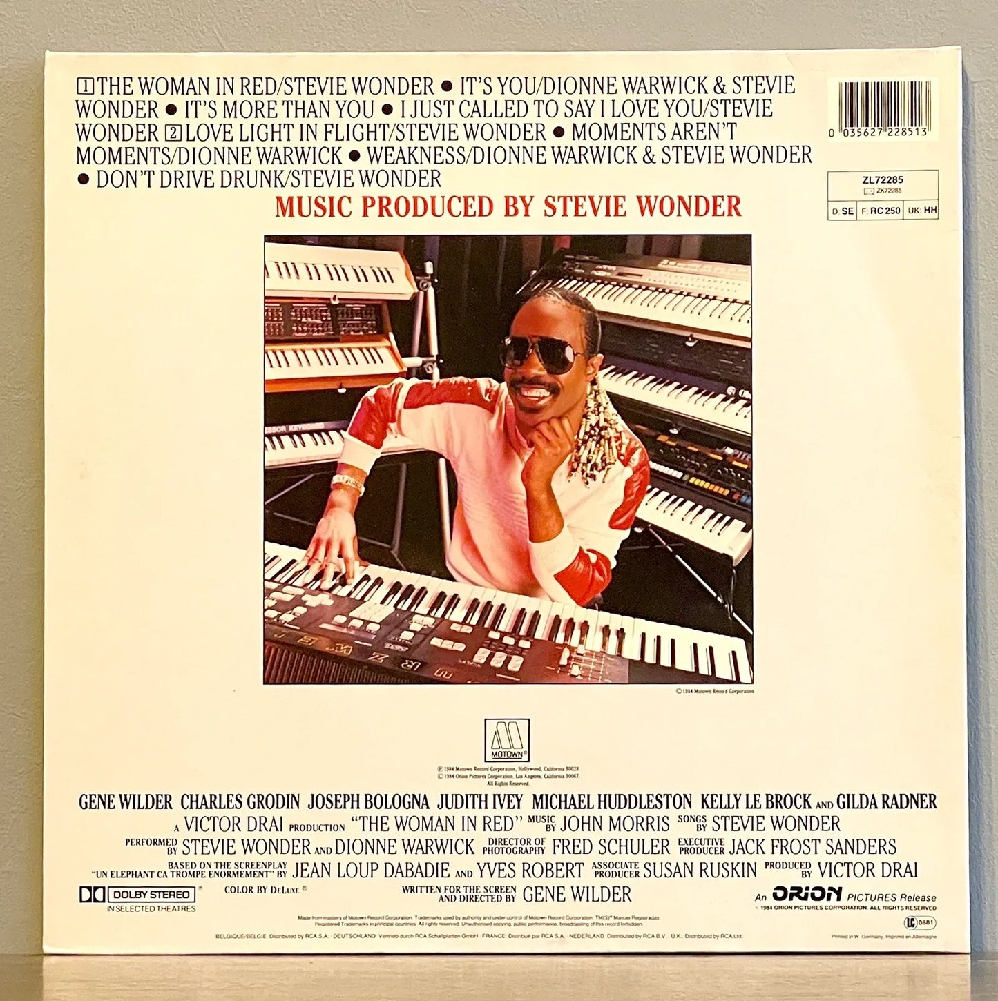 Stevie Wonder – The Woman In Red (Selections From The Original Motion Picture Soundtrack)