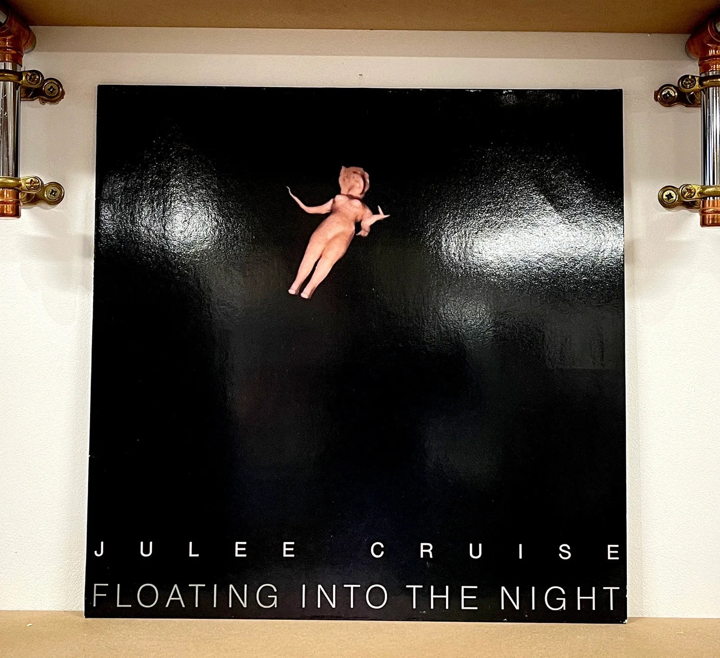 Julee Cruise – Floating Into The Night