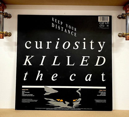 Curiosity Killed The Cat – Keep Your Distance