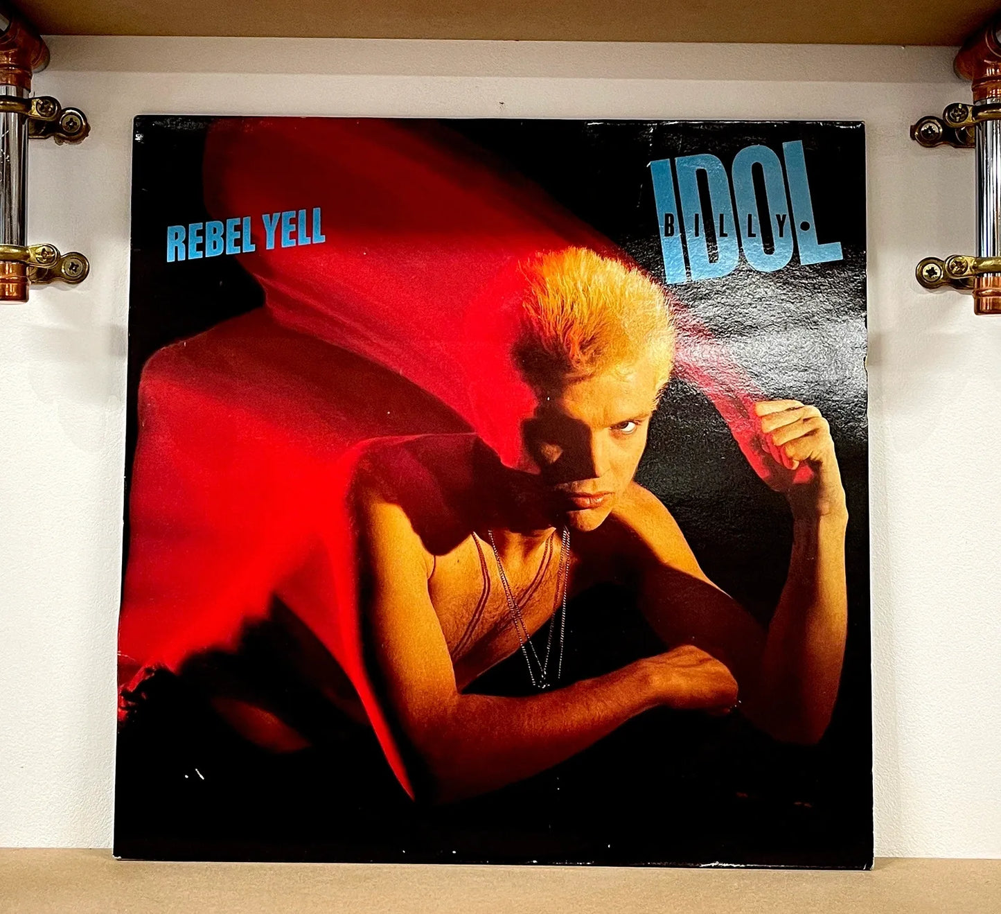 Billy Idol – Rebel Yell