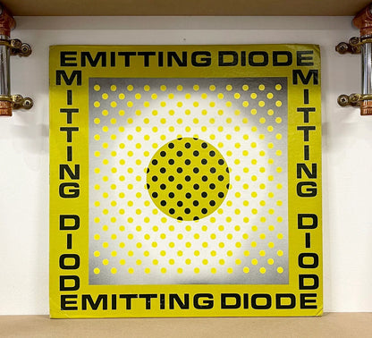 Talking Heads – Emitting Diode