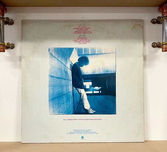 Joan Armatrading – Walk Under Ladders