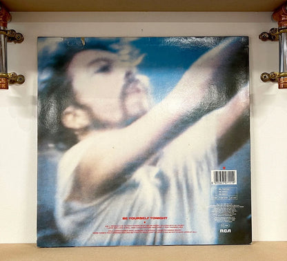 Eurythmics – Be Yourself Tonight
