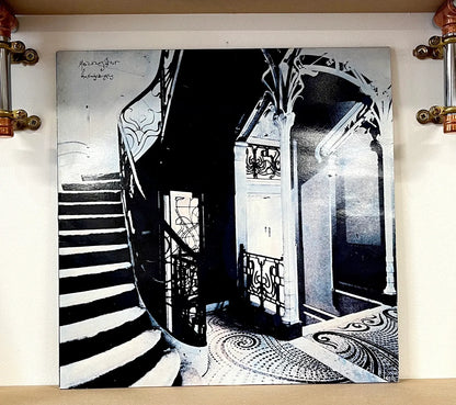 Mazzy Star – She Hangs Brightly