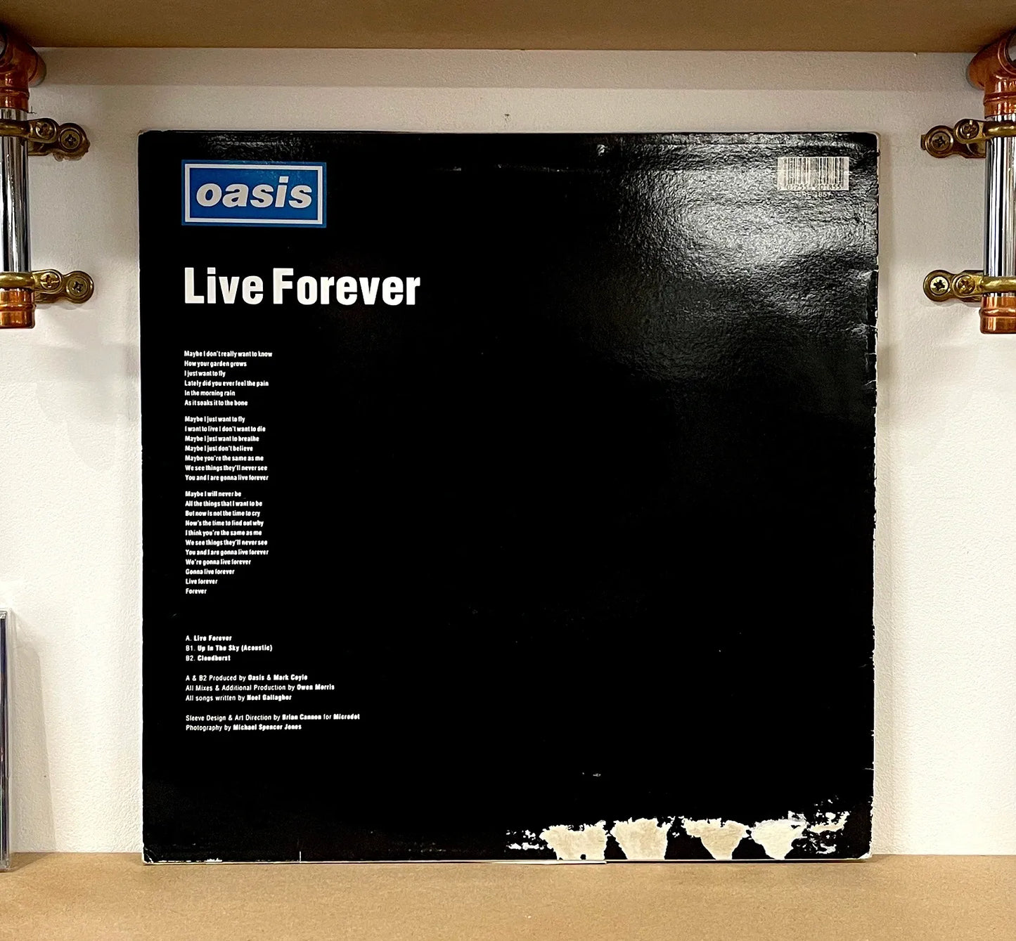 Oasis – Live Forever