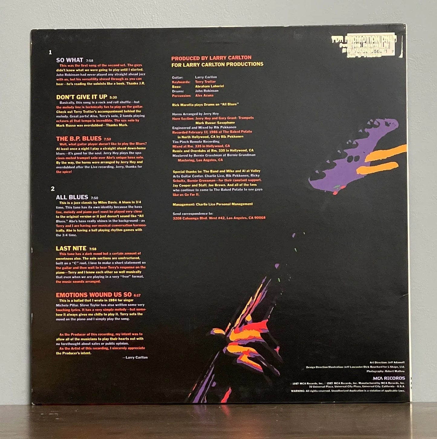 Larry Carlton – Last Nite