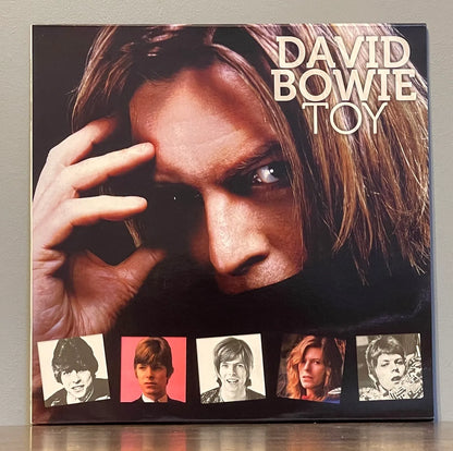 David Bowie – Toy