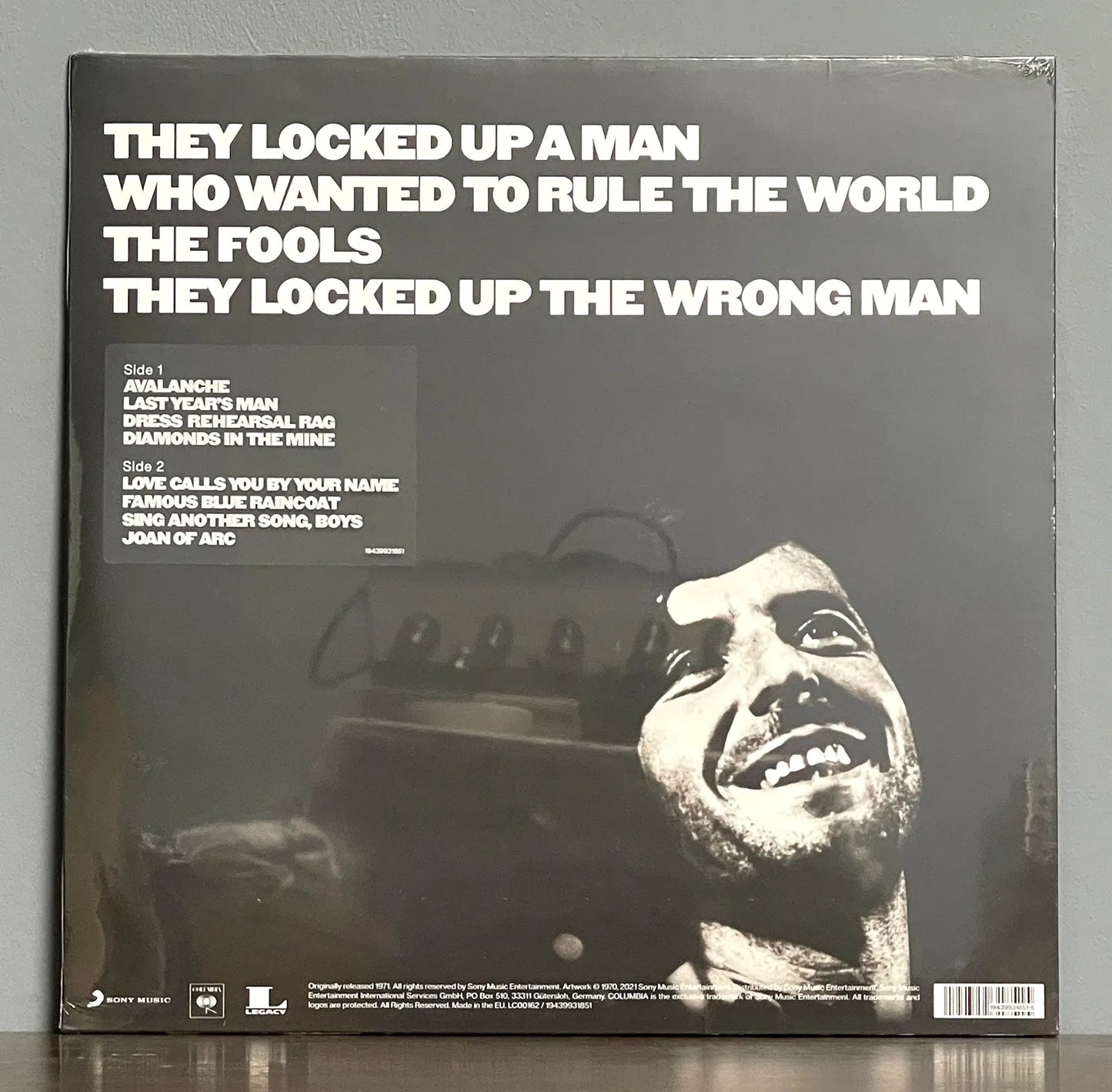 Leonard Cohen – Songs Of Love And Hate