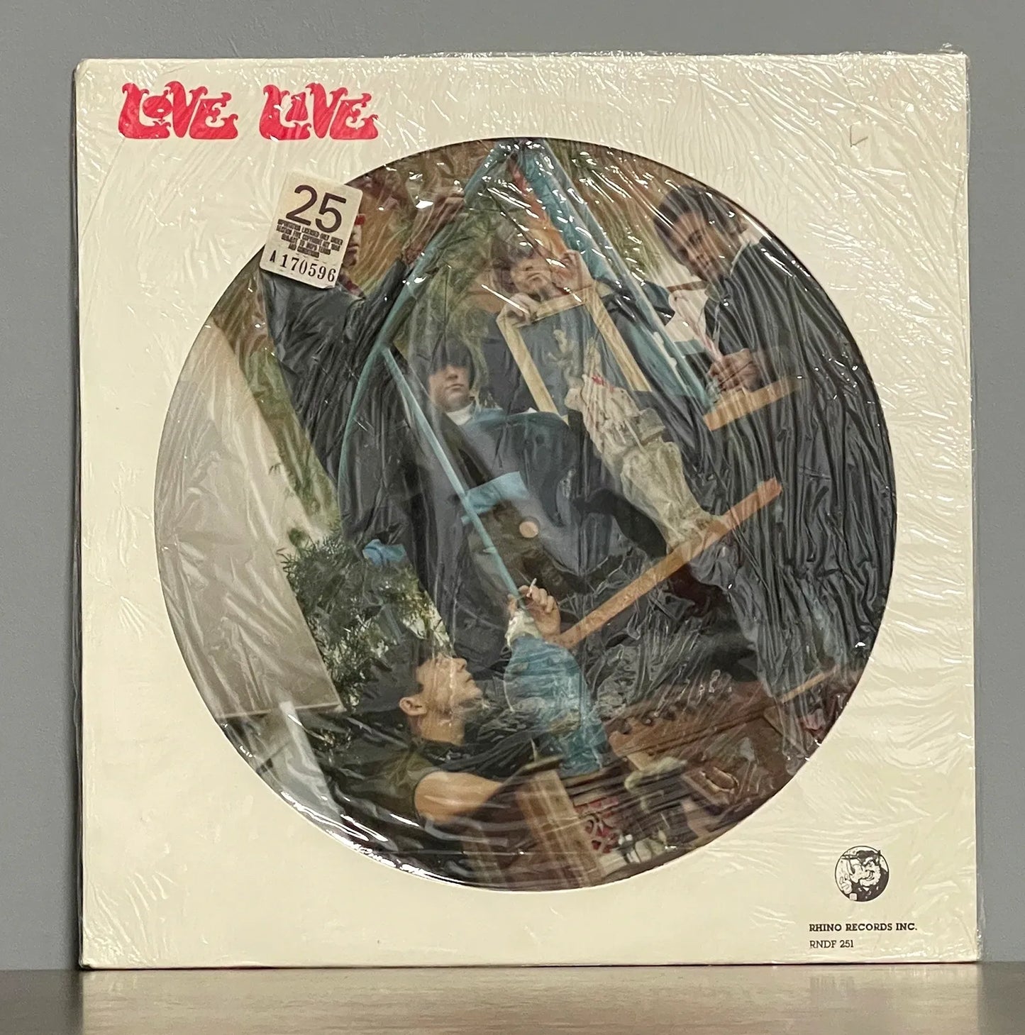 Love – Live