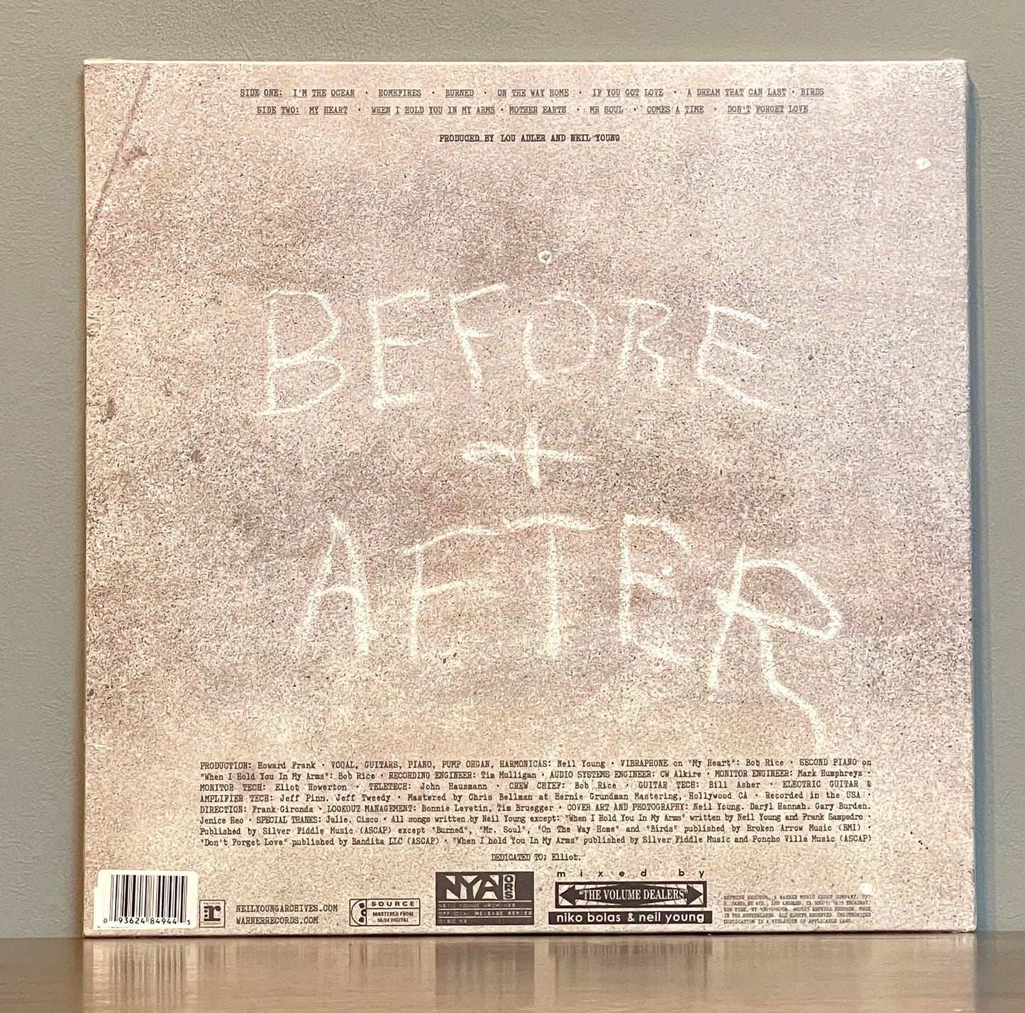 Neil Young – Before And After